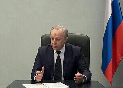 Губернатор Саратовской области раскритиковал подчиненных за срыв сроков достройки ФОКа «Газовик»
