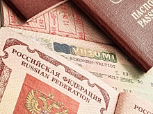 В Еврокомиссии объяснили, кто из россиян не сможет получить многократный шенген