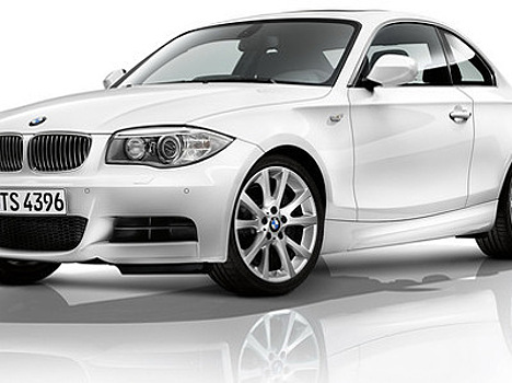 BMW отзывает почти все легковые модели