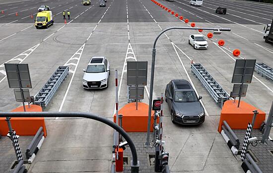 В ГД призвали дать многодетным право на бесплатный проезд по платным трассам