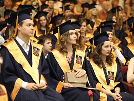 Выпускники вузов Башкирии рассчитывают на зарплату до 60 тысяч рублей в месяц