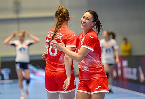 Российские гандболистки разгромили Камерун на старте чемпионата мира
