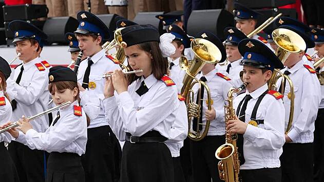 Военные оркестры: как музыка помогает московским кадетам в учебе