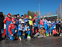 Сборная России по ски-кроссу провела открытую тренировку с участием спортсменов Грузии и Японии