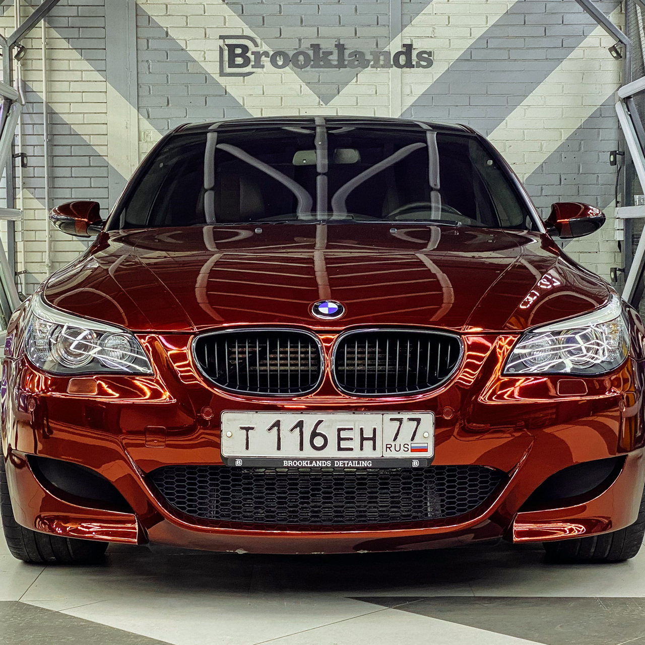 Три «пятёрки»: самые интересные BMW E60 в одном видео - Рамблер/авто