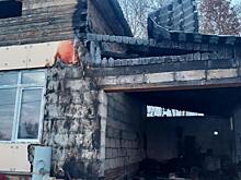 «Случилось горе»: семья погорельцев из Благовещенского района просит помощи