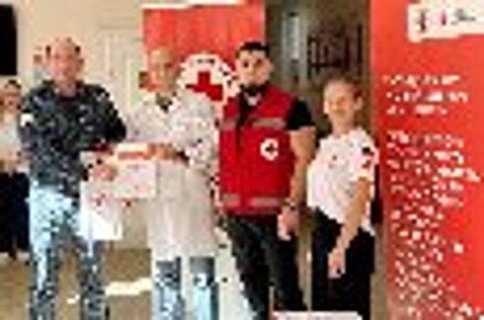 В Крыму сотрудник СИЗО-2 удостоен награды «За регулярное донорство»