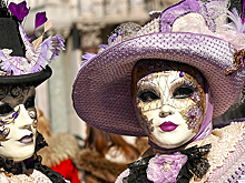 Самый красочный карнавал Европы - в Венеции