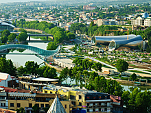 «Выхожу с ножом»: в Грузии нападают на туристок