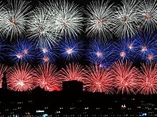 Салют на День Победы окрасит столичное небо в цвета флага