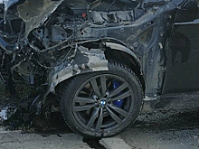 В Тольятти микроавтобус с пассажирами столкнулся с BMW