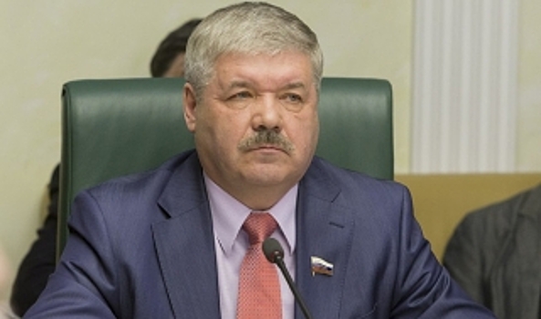 Сенатор от ЯНАО заявил о намерении покинуть Совет Федерации