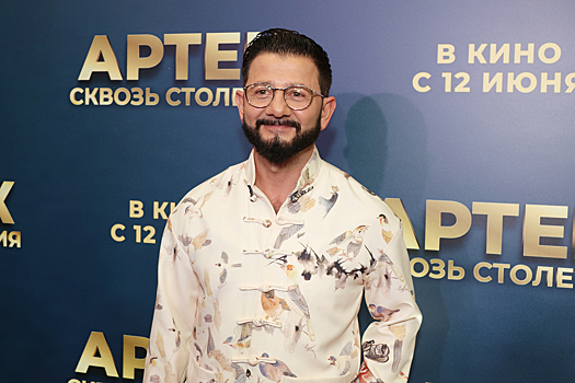 «Все разводятся, а Мишке нельзя?»: почему мать Галустяна поддержала его в разводе с женой