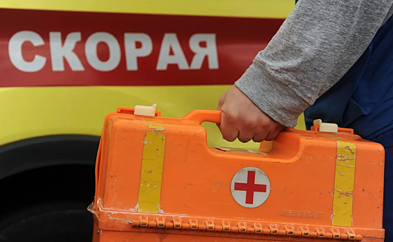 Смартфон взорвался в кармане школьницы в Москве