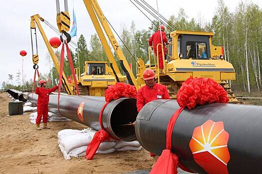 Китай завершил вторую нитку нефтепровода Мохэ - Дацин для поставок сырья из России