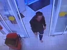 Серийного грабителя с мачете задержали в Новосибирске