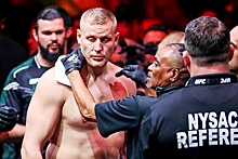 Чемпионы Hardcore поддержали Павловича после поражения в титульном бое UFC