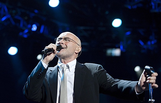 Фил Коллинз объявил о возвращении на сцену