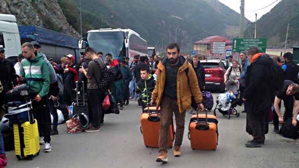 Почти 70 тыс. человек пересекли границу РФ и Грузии в обоих направлениях за неделю