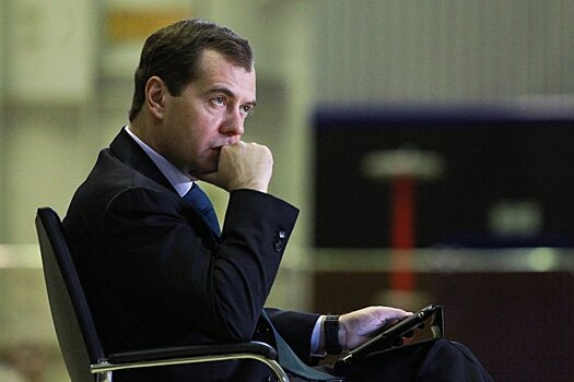 Медведев: России надо обжаловать решение WADA