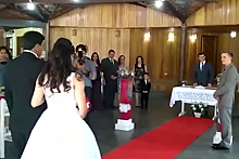 Свадебную церемонию прервали стоны из порно