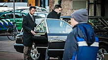 в Амстердаме заметили Саакашвили на элитном автомобиле