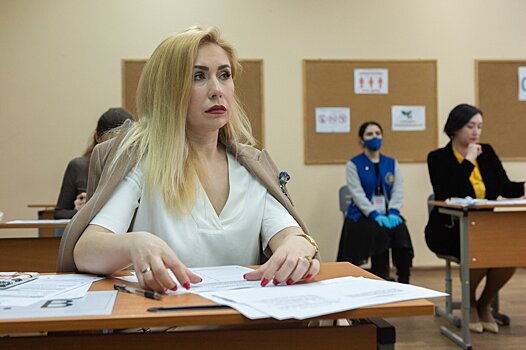 В Москве родителей пригласили написать ЕГЭ вместе со школьниками