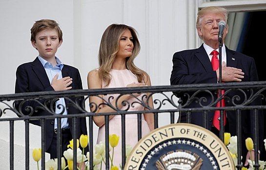 Жена и сын Трампа летом переедут в Белый дом