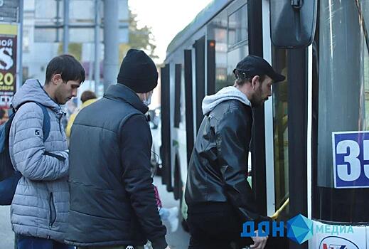 Проверки продолжаются: за месяц в ростовском транспорте поймали более 600 безмасочников