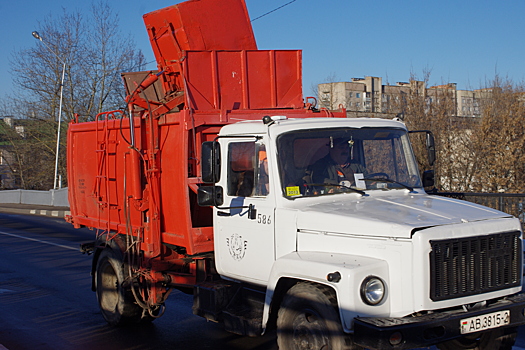 Ульяновскую область за два года полностью обеспечат контейнерными площадками для ТКО
