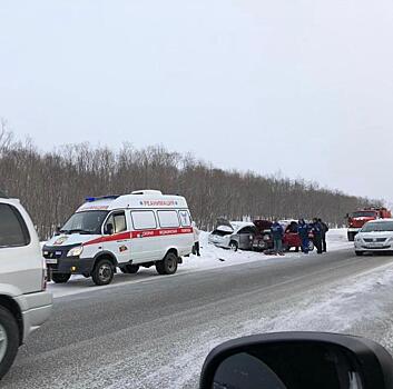Водитель на всей скорости потерял управление на камчатской трассе. Людей вокруг спас снег