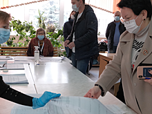 Эльмира Хаймурзина и Илья Березкин проголосовали в красногорской школе №1