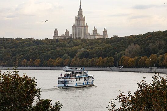 В двух МФЦ ЮВАО покажут выставку «Семь сестер — стражи истории архитектуры»