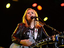 Сын рок-певицы Беккетт умер от опиоидной зависимости