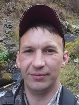 Лысый мужчина в черном пропал без вести в Кузбассе