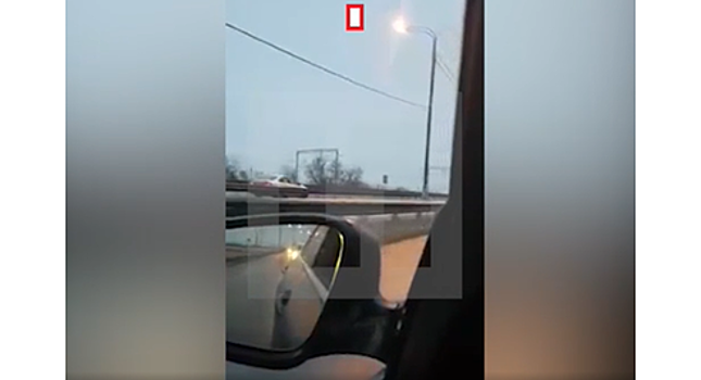 Гонку по встречной полосе на трассе М‑4 «Дон» засняли на видео в Подмосковье
