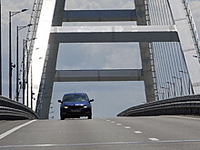 По Крымскому мосту перекрыли движение автомобилей