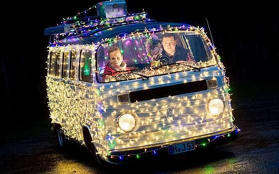 За гирлянду на машине можно лишиться прав