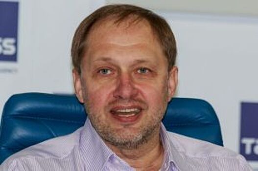 «Злое телевидение». Как Кирилл Набутов стал популярным тележурналистом
