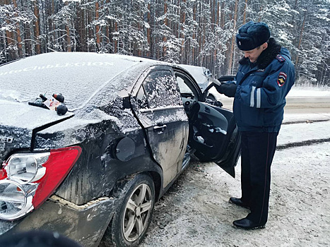 Пьяная мать устроила ДТП с четырьмя пострадавшими на свердловской трассе