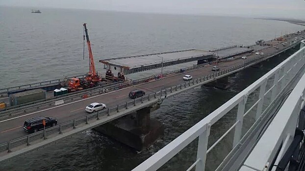 Автомобильное движение по Крымскому мосту возобновили