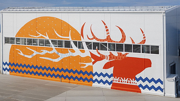 На Новопортовском месторождении появился мурал высотой с 5-этажный дом