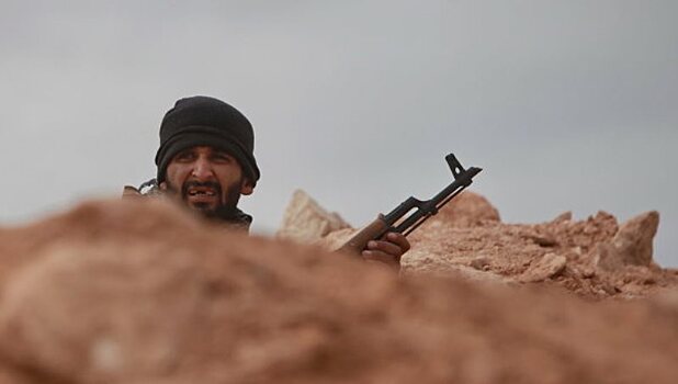 Неизвестные самолеты разбомбили боевиков ИГ в Ливии