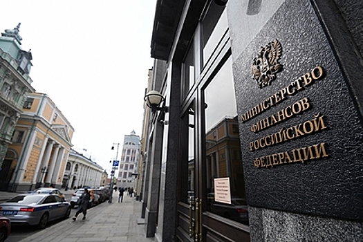 Россия продолжит платить по госдолгу в рублях