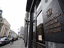 Россия продолжит платить по госдолгу в рублях