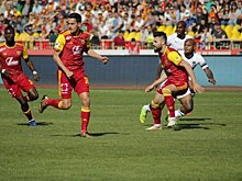 Игроки "Арсенала" пообщались с фанатами после разгрома от "Локомотива"