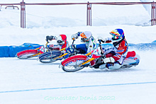 "Мега-Лада" лидирует в чемпионате по мотогонкам на льду