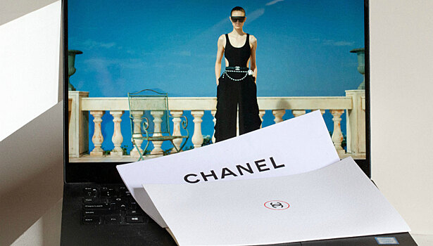 Почему Chanel отказывается от перемен и выступает за традиционный модный календарь