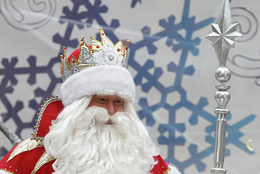 Дед Мороз из Великого Устюга одним из первых привился от Covid‑19