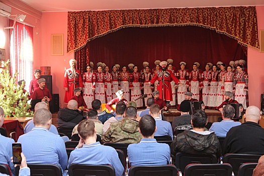 Кубанский казачий хор выступил с концертом в военном госпитале